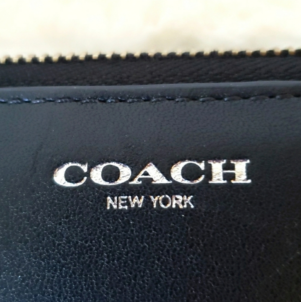 Coach Black Wallet - Picture 7 of 15